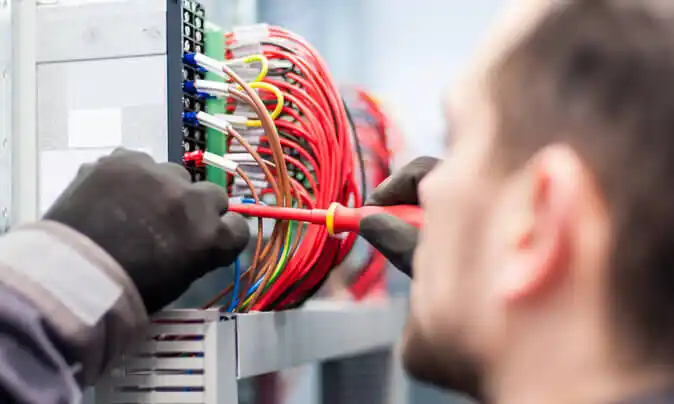electrician Cedar Creek